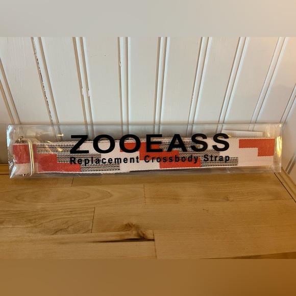 ZOOEASS Handbags - ZOOEASS Crossbody Strap